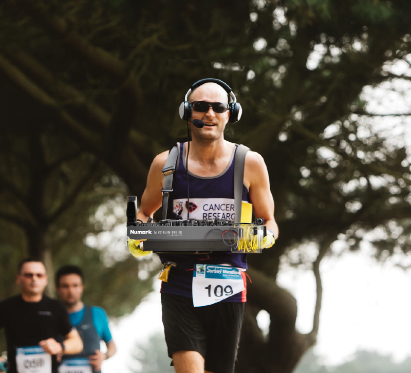 Support Gus London Marathon DJ World Record Attempt for Cancer Research UK Speedster IT
